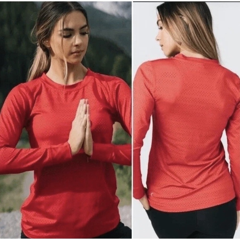 ZYIA Chill Top Red Perforated Mesh LaserCut Long Sleeve Active Top 2XL Worn Once